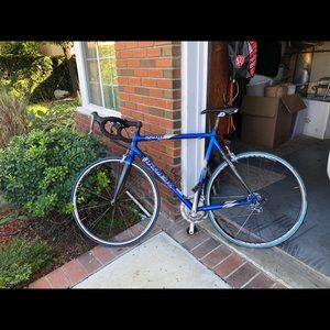 Road Bike (Good Condition)